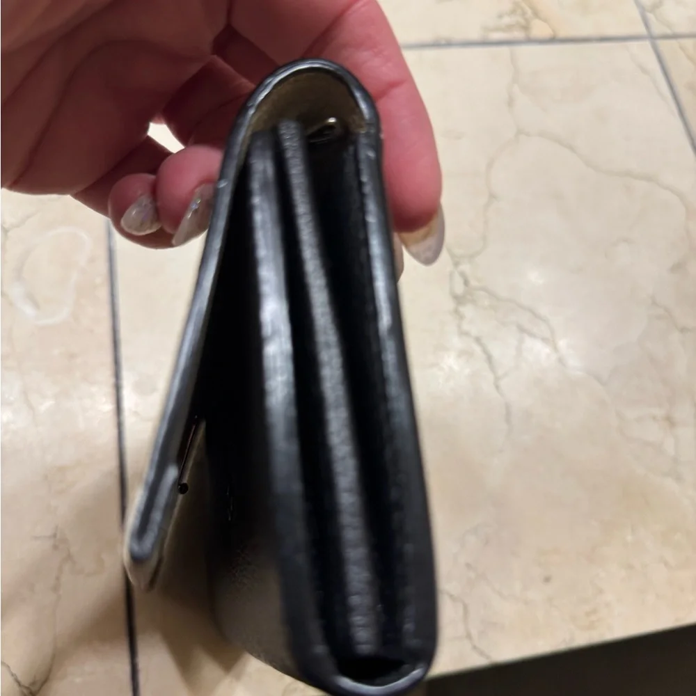 Louis Vuitton Beige and Black Wallet - Picture 5 of 6